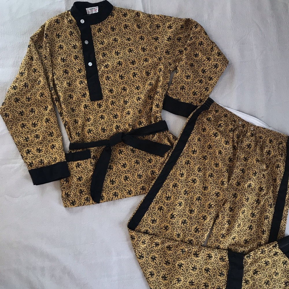 LAST HOURS Pajama Set Lounge Wear Lion Dragon
